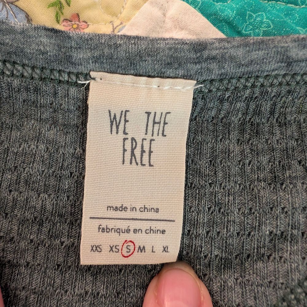 We The Free Green Long Sleeve Button Down Blouse - Picture 7 of 8